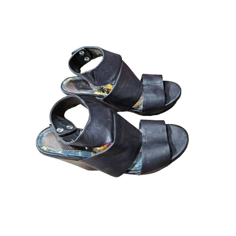 Madden Girl Black Wedge Sandals - Picture 10 of 13